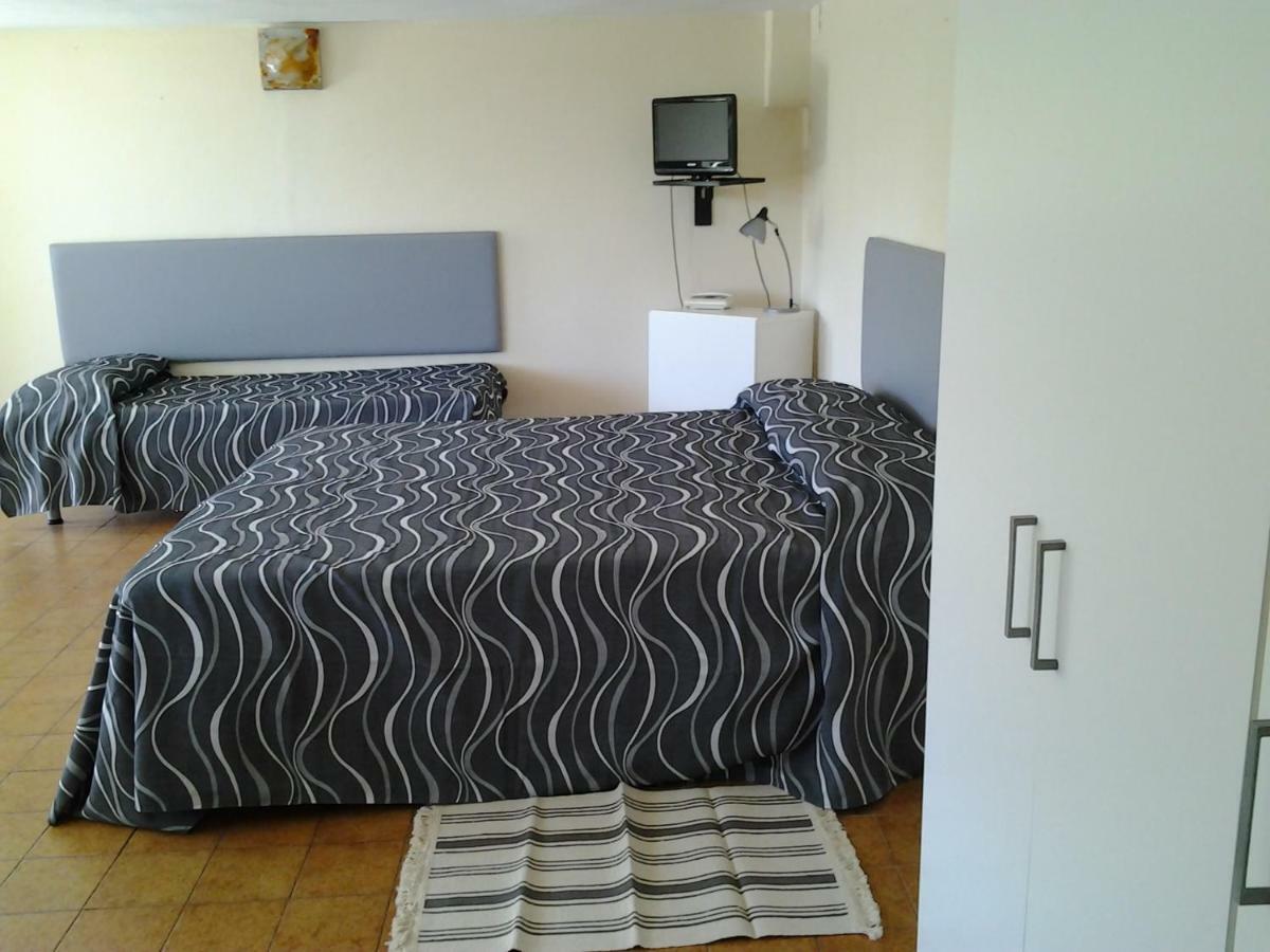 Residence La Carruba Diano Marina Bagian luar foto