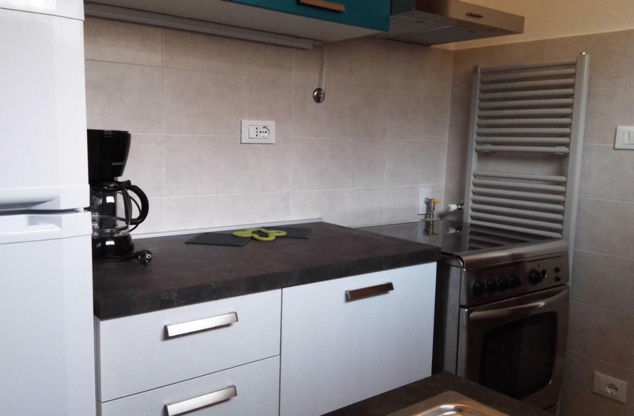 Residence La Carruba Diano Marina Bagian luar foto